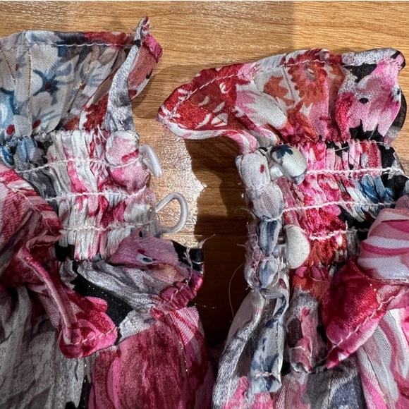 Elliatt Pink Floral Long Sleeve Dress - Picture 9 of 15